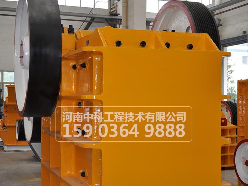 鄂式破碎機(jī)